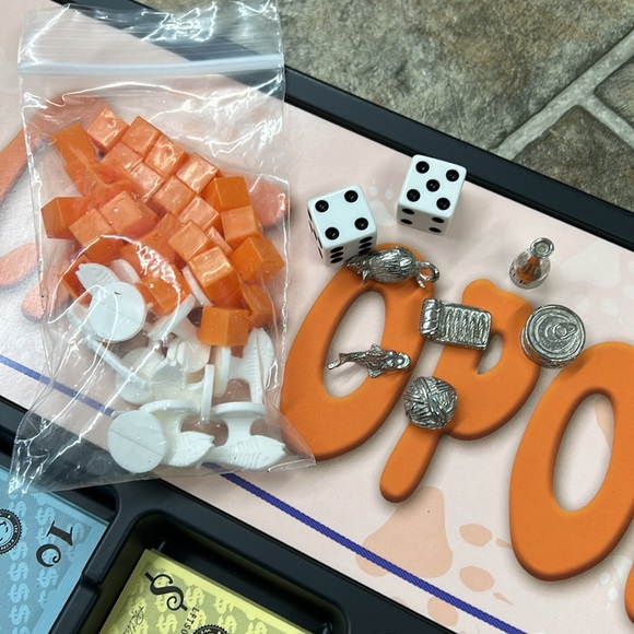 CAT-OPOLY Cat Themed Monopoly Style Board Game By Late for the Sky - Picture 5 of 7